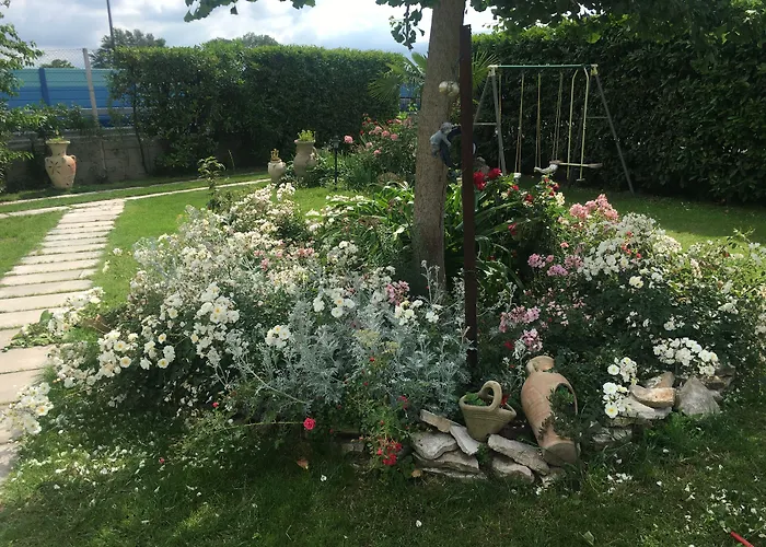 Bed and Breakfast Au Jardin Fleuri San Giovanni Lupatoto